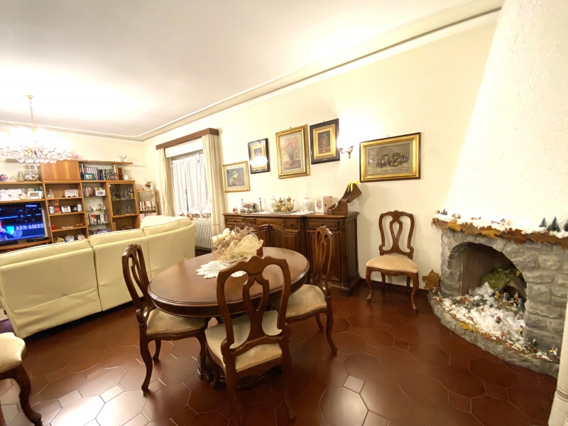Ottimo appartamento corredato da terrazza praticabile.
